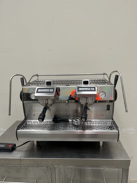 Synesso Sabre 2 Group Stainless Steel Coffee Machine For Sale